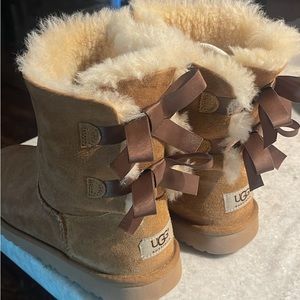 UGG Bailey Bow